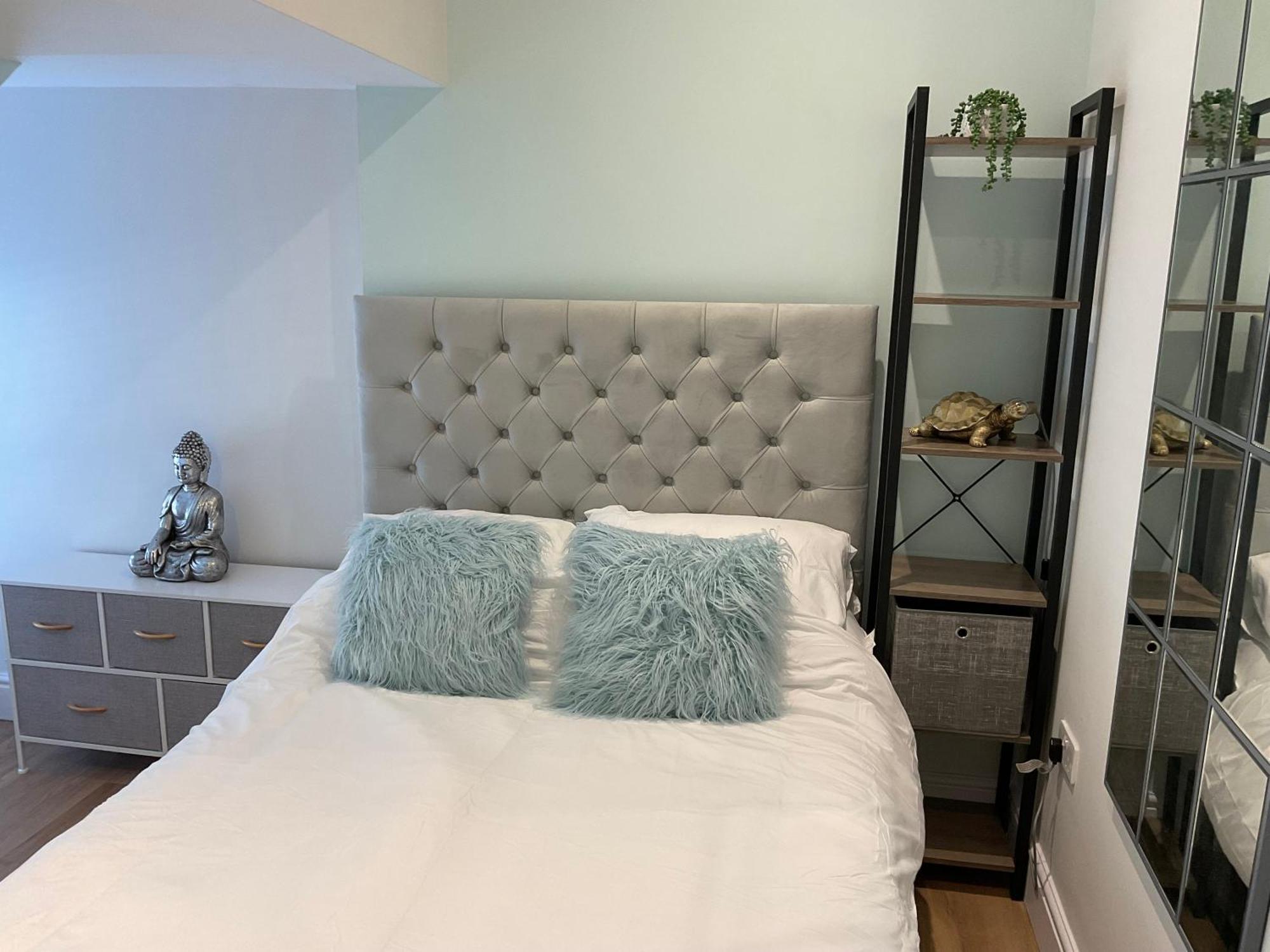 2 Bed Home From Home Apartment 41 London Exterior photo
